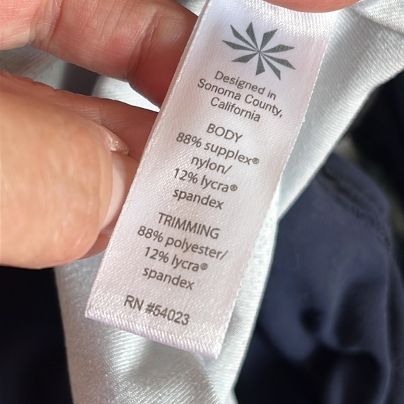 Athleta Chaturanga Bloom Floral Tight Women's M High Inseam 28" Key Pocket - Picture 7 of 16